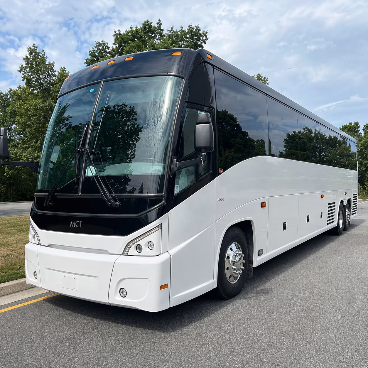 how the distance and duration of your trip affect charter bus rates in new bedford massachusetts