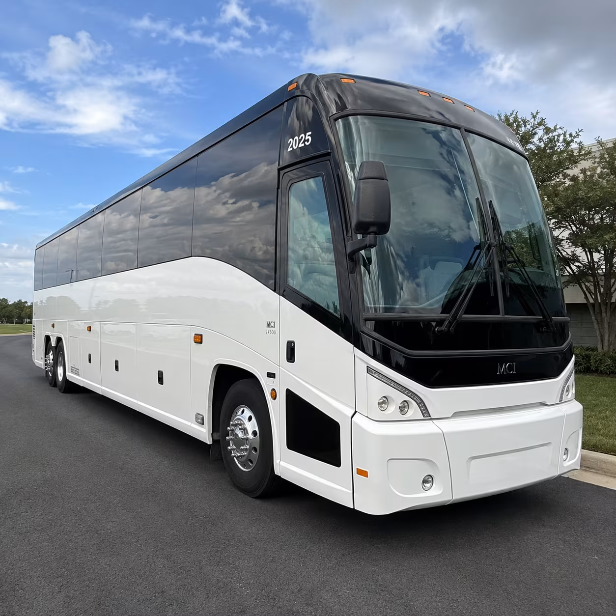 why a charter bus makes gillette stadium concert nights easy for new bedford groups